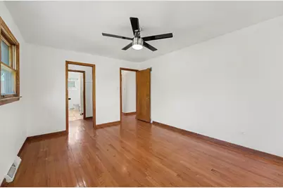 10324 S Claremont Avenue, Chicago, IL 60643 - Photo 19