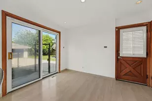 10324 S Claremont Ave, Chicago, IL 60643 - Photo 27