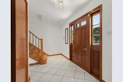 10324 S Claremont Avenue, Chicago, IL 60643 - Photo 5