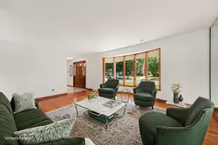 10324 S Claremont Ave, Chicago, IL 60643 - Photo 7