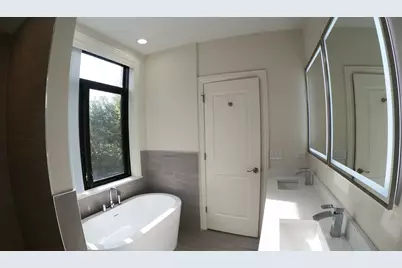 1701 W Chicago Avenue #3, Chicago, IL 60622 - Photo 17