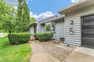 3501 Roxford Dr, Champaign, IL 61822 - Photo 5