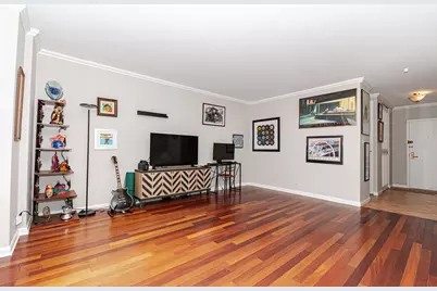 777 N Michigan Avenue #3407, Chicago, IL 60611 - Photo 5