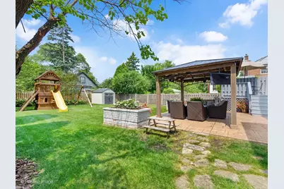 8 Mohawk Drive, Clarendon Hills, IL 60514 - Photo 35