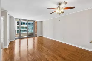 420 E Waterside Dr, Chicago, IL 60601 - Photo 3