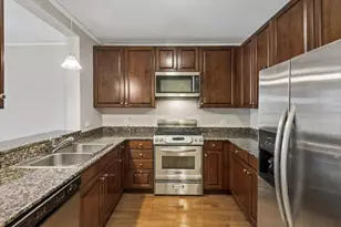 420 E Waterside Dr, Chicago, IL 60601 - Photo 11