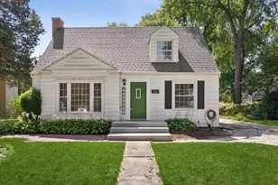 1902 E Indiana St, Wheaton, IL 60187 - Photo 1