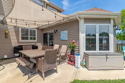 685 Morning Glory Lane, Bartlett, IL 60103 - Photo 49