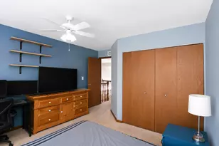 685 Morning Glory Ln, Bartlett, IL 60103 - Photo 33