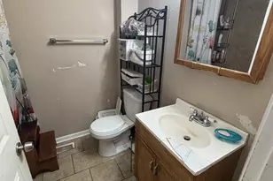 1329 Maple Ave, Berwyn, IL 60402 - Photo 3