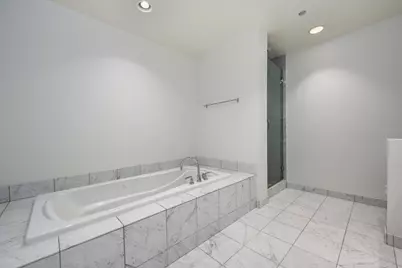 333 N Canal Street #3404, Chicago, IL 60606 - Photo 25