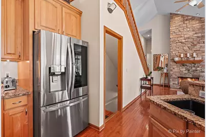 915 Nippersink Road, Spring Grove, IL 60081 - Photo 9