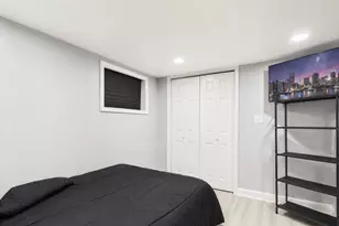 234 W 117th St, Chicago, IL 60628 - Photo 17