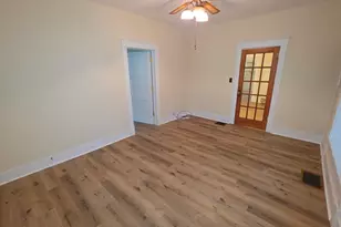 1204 N Dawley St, Salem, IL 62881 - Photo 11