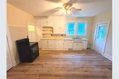 1204 N Dawley Street, Salem, IL 62881 - Photo 7