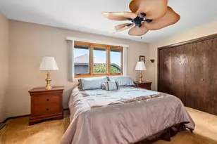 8247 Shipston St, Orland Park, IL 60462 - Photo 9