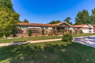 214 S 6th Street, Chatsworth, IL 60921 - Photo 1