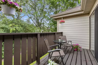 823 E Coach Road #6, Palatine, IL 60074 - Photo 11