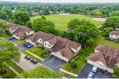 823 E Coach Road #6, Palatine, IL 60074 - Photo 29