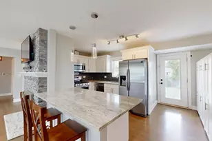 3936 Highland Ave, Downers Grove, IL 60515 - Photo 9