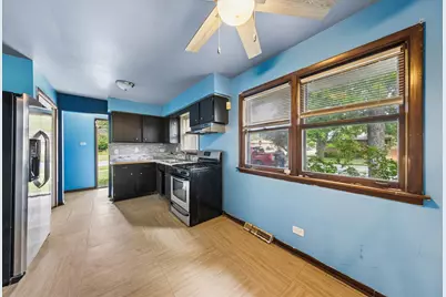 15101 Beachview Terrace, Dolton, IL 60419 - Photo 5