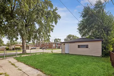 15101 Beachview Terrace, Dolton, IL 60419 - Photo 13