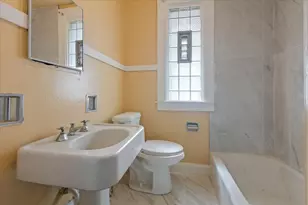 1912 Emerson St, Evanston, IL 60201 - Photo 27