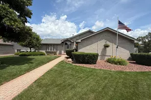 10708 Willow Ave, Mokena, IL 60448 - Photo 1