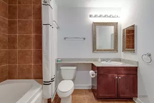 1235 S Prairie Ave, Chicago, IL 60605 - Photo 23
