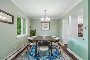 2434 Brandenberry Ct, Arlington Heights, IL 60004 - Photo 5