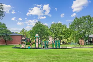 2434 Brandenberry Ct, Arlington Heights, IL 60004 - Photo 27