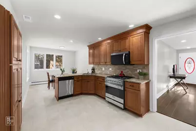 2072 Palatine Road, Inverness, IL 60067 - Photo 5