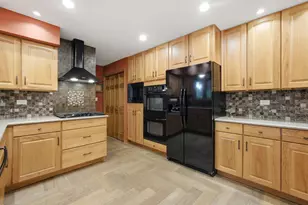 11725 S Black Forest Ln, Palos Park, IL 60464 - Photo 17