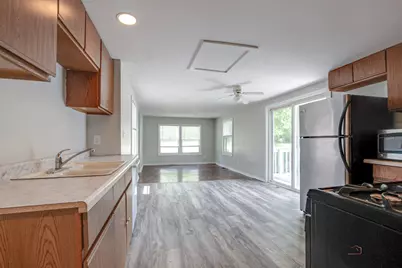 1809 Galilee Avenue, Zion, IL 60099 - Photo 5