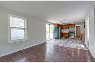 1809 Galilee Avenue, Zion, IL 60099 - Photo 9