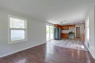 1809 Galilee Ave, Zion, IL 60099 - Photo 9