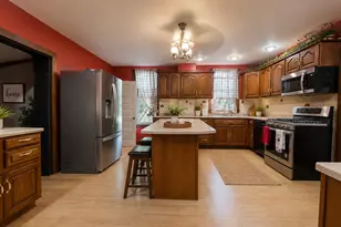 835 N Front St, Monticello, IL 61856 - Photo 3