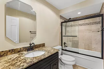 3950 Dundee Road #203, Northbrook, IL 60062 - Photo 19
