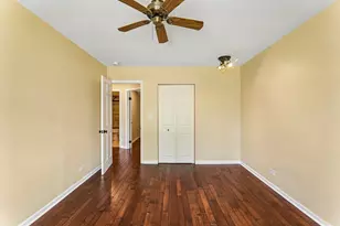 3950 Dundee Rd, Northbrook, IL 60062 - Photo 17