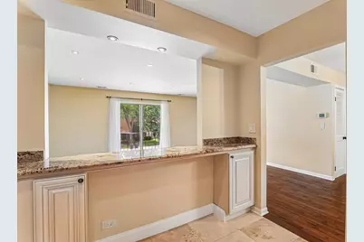 3950 Dundee Road #203, Northbrook, IL 60062 - Photo 7