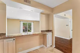 3950 Dundee Rd, Northbrook, IL 60062 - Photo 7