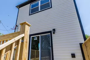 544 N Lawndale Ave, Chicago, IL 60624 - Photo 17