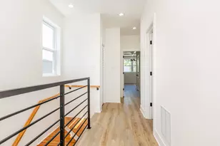 544 N Lawndale Ave, Chicago, IL 60624 - Photo 23