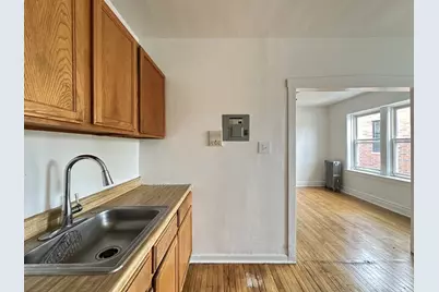 2432 N Linden Place #305, Chicago, IL 60647 - Photo 5