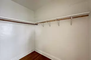 2432 N Linden Pl, Chicago, IL 60647 - Photo 15