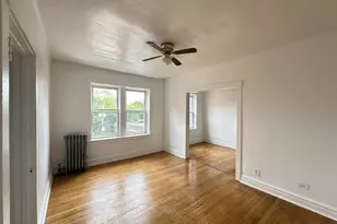 2432 N Linden Pl, Chicago, IL 60647 - Photo 9