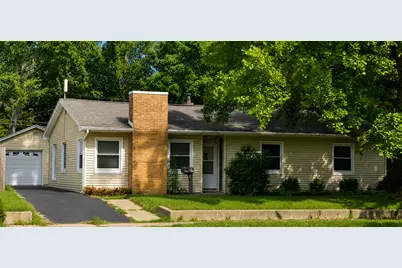 1002 S Mattis Avenue, Champaign, IL 61821 - Photo 1