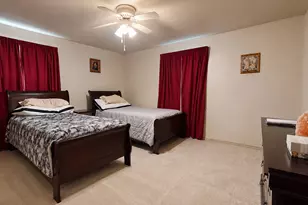 1002 S Mattis Ave, Champaign, IL 61821 - Photo 7