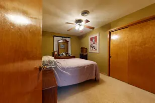 1002 S Mattis Ave, Champaign, IL 61821 - Photo 5