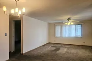 1037 Quanset Ct, Schaumburg, IL 60194 - Photo 5